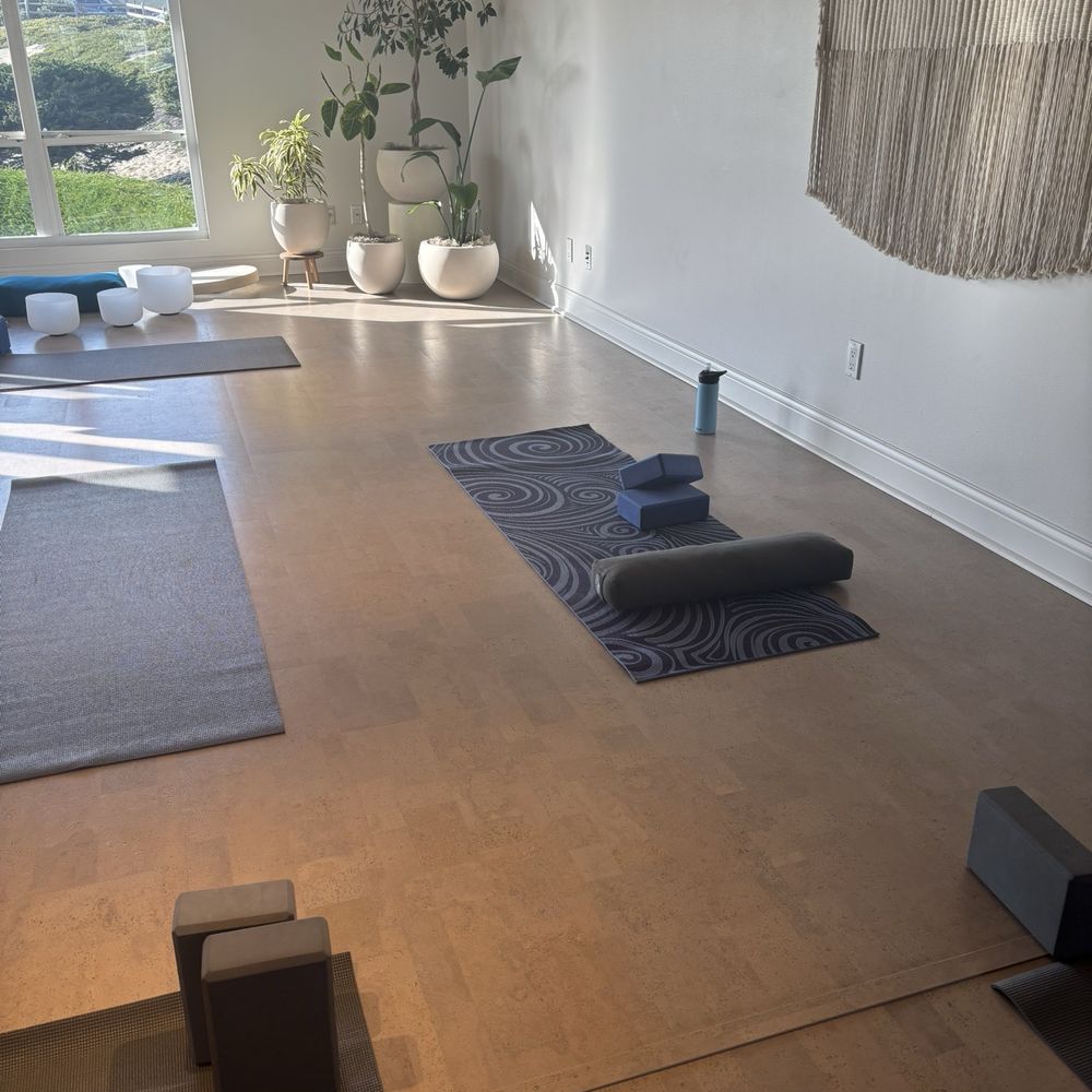 The Sanctuary Beach Resort - Happy hour yoga - Resorts Near Me - Marina, California The Sanctuary Beach Resort - Happy hour yoga - Resorts Near Me - Marina, California