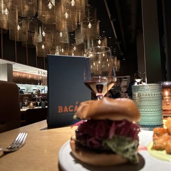 Bacan - Bacan burger - Cocktail Bars Near Me - Orlando, Florida