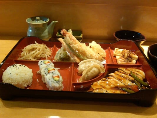 Sushi Yama (Yama Japanese Restaurant) by null