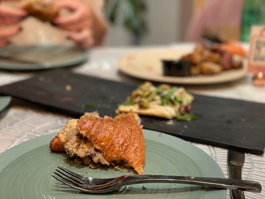 L'Artisane Bakery & Bistro by null