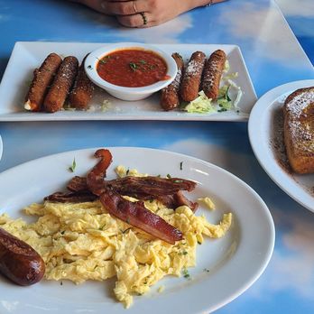 Brownstone Pancake Factory - Mozzarella sticks, eggs, bacon, sausage, French toast, hot chocolate. - Breakfast & Brunch Near Me - Edgewater, New Jersey