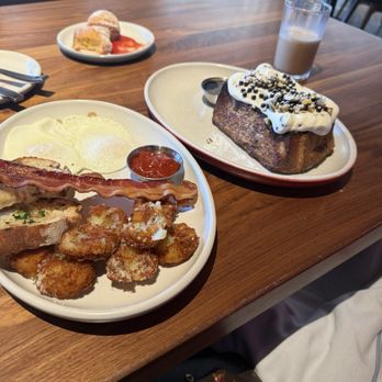 North Italia - The Americano* and the Cannoli French Toast. Also we tried the doughnuts. - Italian Near Me - Reston, Virginia North Italia - The Americano* and the Cannoli French Toast. Also we tried the doughnuts. - Italian Near Me - Reston, Virginia