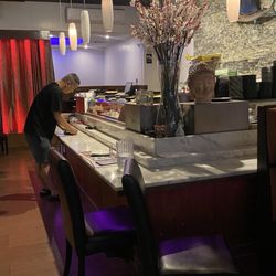 Ku Asian Bistro - Sushi bar