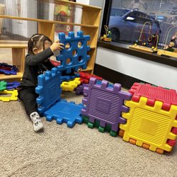 Charming Star Playroom - Interlocking Building Pieces