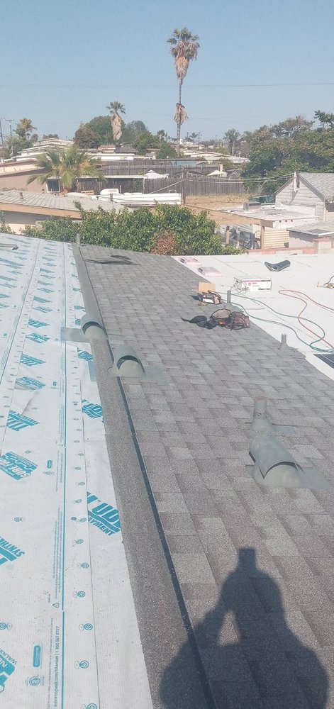 Slide of Berumen Roofing