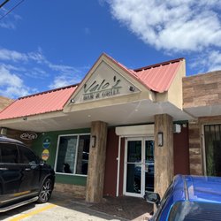 Valos Bar & Grill Restaurant - Exterior