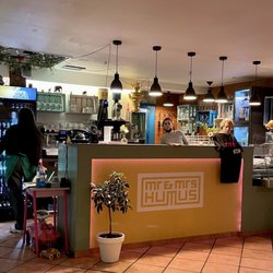 Mr and Mrs Hummus - Theke