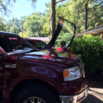 Auto Glass Luis - Auto Glass Services Near Me Auto Glass Luis - Auto Glass Services Near Me