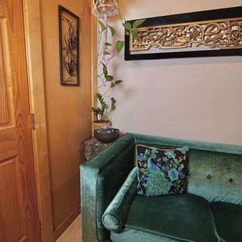 Bare Raydiance Salon - Lobby - Skin Care Near Me - Sebastopol, California Bare Raydiance Salon - Lobby - Skin Care Near Me - Sebastopol, California