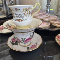 The Vintage Tea - The cutest detail to our birthday celebration