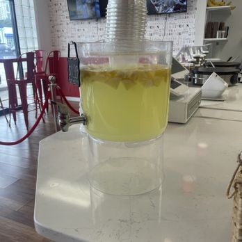 Dessert A Crepe - Homemade fresh lemonade! - Creperies Near Me - Myrtle Beach, South Carolina