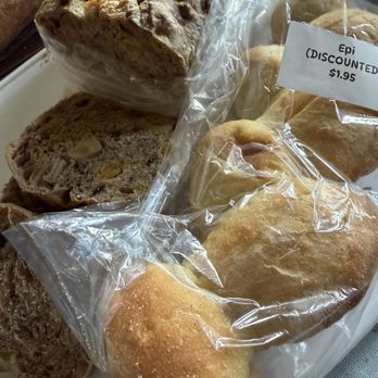 Ravelin Bakery - Epi Bread and breakfast bread - Bakeries Near Me - Denton, Texas Ravelin Bakery - Epi Bread and breakfast bread - Bakeries Near Me - Denton, Texas