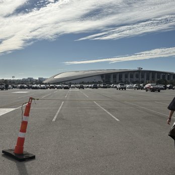 SoFi Stadium - Stadiums & Arenas Near Me - Inglewood, California SoFi Stadium - Stadiums & Arenas Near Me - Inglewood, California
