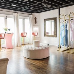 The 121 - Bridal getting ready room