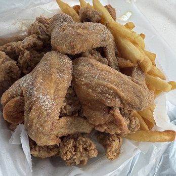 JJ Fish & Chicken - Seafood Near Me - Macon, Georgia JJ Fish & Chicken - Seafood Near Me - Macon, Georgia