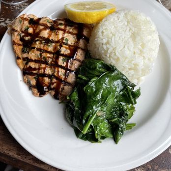 Gadsby's Tavern Restaurant - Grilled Salmon Filet was good - New American Near Me - Alexandria, Virginia Gadsby's Tavern Restaurant - Grilled Salmon Filet was good - New American Near Me - Alexandria, Virginia