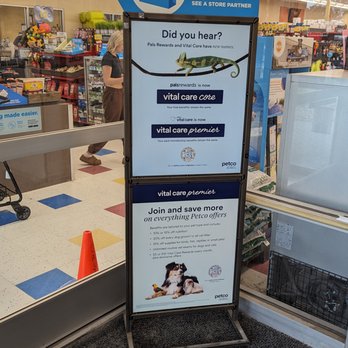 Petco - Pet Training Near Me - Avon, Connecticut