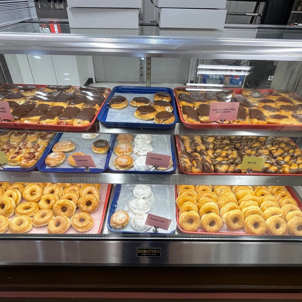Carl's Donuts & Bakery - Donuts Near Me - Avon, Indiana Carl's Donuts & Bakery - Donuts Near Me - Avon, Indiana