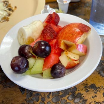 LV Cafe - a plate of fruit - Breakfast & Brunch Near Me - Helendale, California