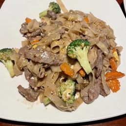 Pad Se Ew noodles with beef - $15.99 - generous portion size - delicious! Plenty for entree-sharing Pad Se Ew noodles with beef - $15.99 - generous portion size - delicious! Plenty for entree-sharing