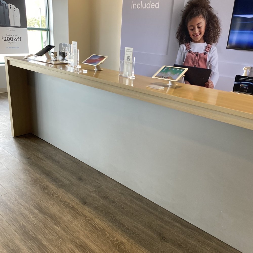 Xfinity Store by Comcast - Display - Internet Service Providers Near Me - Troy, Michigan Xfinity Store by Comcast - Display - Internet Service Providers Near Me - Troy, Michigan