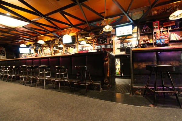 Antone's Cocktail Lounge by null