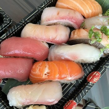Itani Sushi - nigiri set 10pc - Sushi Bars Near Me - Berkeley, California