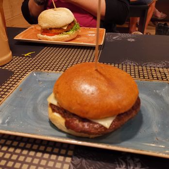 Peter Pane - Burgers Near Me - Frankfurt, HE