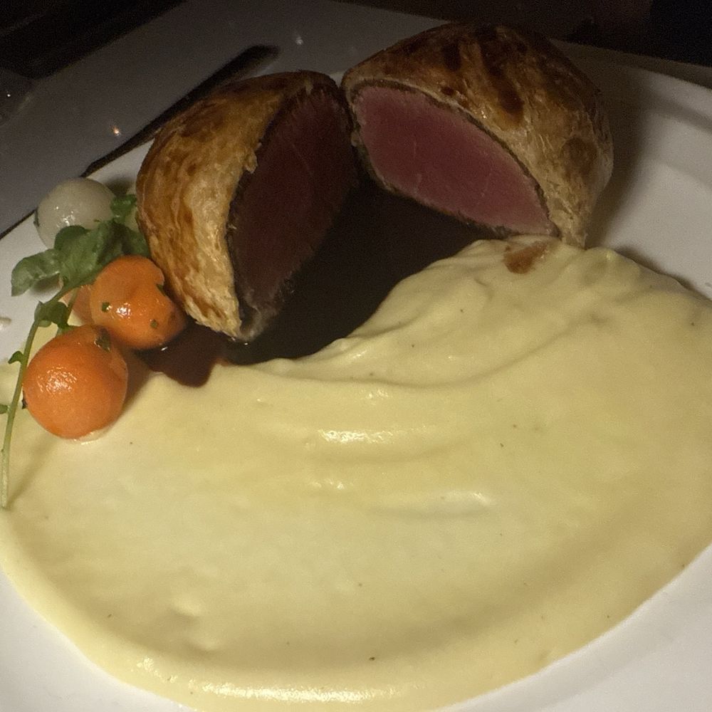 Ramsay's Kitchen - Beef Wellington - New American Near Me - Las Vegas, Nevada