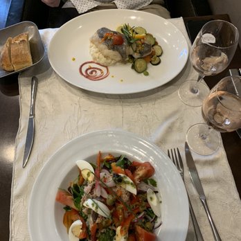 L'Authentic - White fish with risotto & vegetables at the top, salade niçois at the bottom - Italian Near Me - Nice, 06