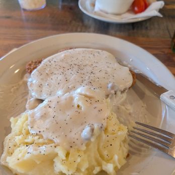 Pine Country Restaurant - Chicken Fried Steak - Breakfast & Brunch Near Me - Williams, Arizona