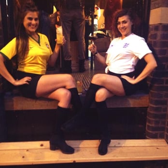 The World Cup Bar - Hostesses at Globe House - Cocktail Bars Near Me - London, XGL