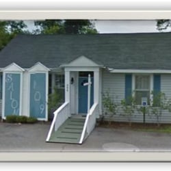 Salon 109 - Spoil yourself with a little Southern Hospitality!