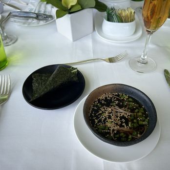 Orchids - Breakfast & Brunch Near Me - Honolulu, Hawaii