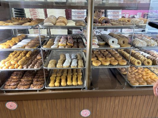 Puffy Cream Donuts Plus by null