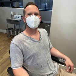 Be Unik Men’s Salon