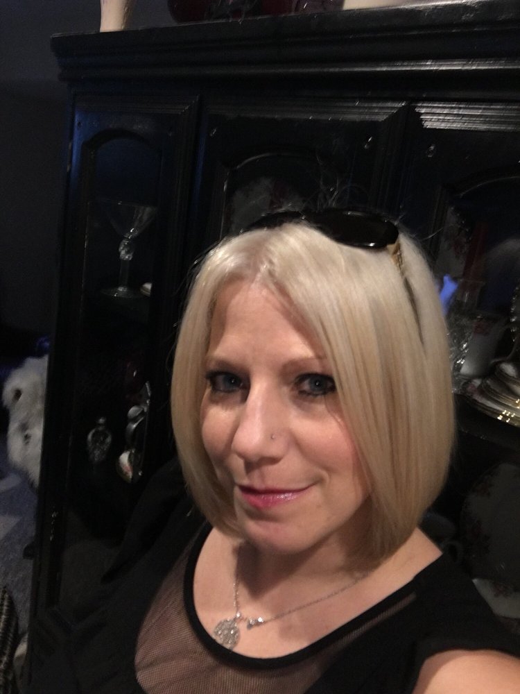 ZUHAIR SALON Updated September 2024 700 8th Avenue SW, Calgary