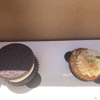 Cupcakin' Bake Shop - Bakeries Near Me - Berkeley, California