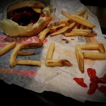 Carl's Jr - Son Yelp y sin hamburguesa realmente pierdo la cabeza - Burgers Near Me - Guadalajara, JAL Carl's Jr - Son Yelp y sin hamburguesa realmente pierdo la cabeza - Burgers Near Me - Guadalajara, JAL
