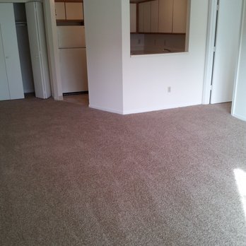 Baytree Apartment Homes - 1 Bedroom entrance/kitchen/door to bedroom - Apartments Near Me - Dover, Delaware