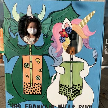 Mr Wish - Picture with the photo stand - Bubble Tea Near Me - Philadelphia, Pennsylvania Mr Wish - Picture with the photo stand - Bubble Tea Near Me - Philadelphia, Pennsylvania