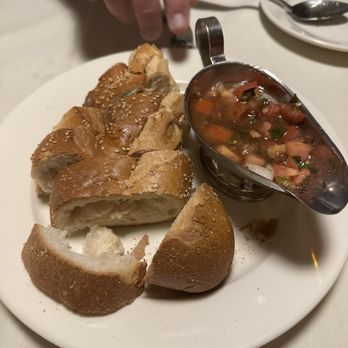 Da Nina Italian Restaurant - Bread and daNina's bruschetta - Italian Near Me - Suffern, New York Da Nina Italian Restaurant - Bread and daNina's bruschetta - Italian Near Me - Suffern, New York
