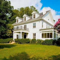 Across the Pond Bed and Breakfast - Exterior front