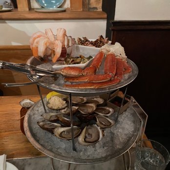Pearl Diver - Seafood tower - Seafood Near Me - Toronto, Ontario Pearl Diver - Seafood tower - Seafood Near Me - Toronto, Ontario