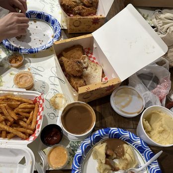 Bob's Chicken and Seafood - Dark meat, cajun fries and mashed potatoes. - Seafood Near Me - Mansfield, Texas