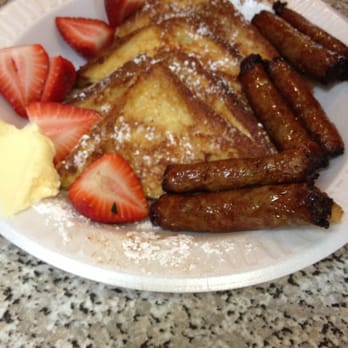 Fresco Deli Cafe - French toast with sausage and strawberries - Delis Near Me - Long Island City, New York Fresco Deli Cafe - French toast with sausage and strawberries - Delis Near Me - Long Island City, New York