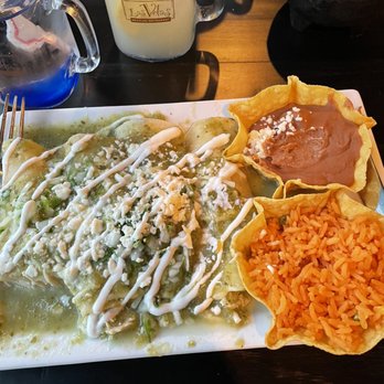 Las Velas - Enchiladas suizas - Mexican Near Me - Pittsburgh, Pennsylvania