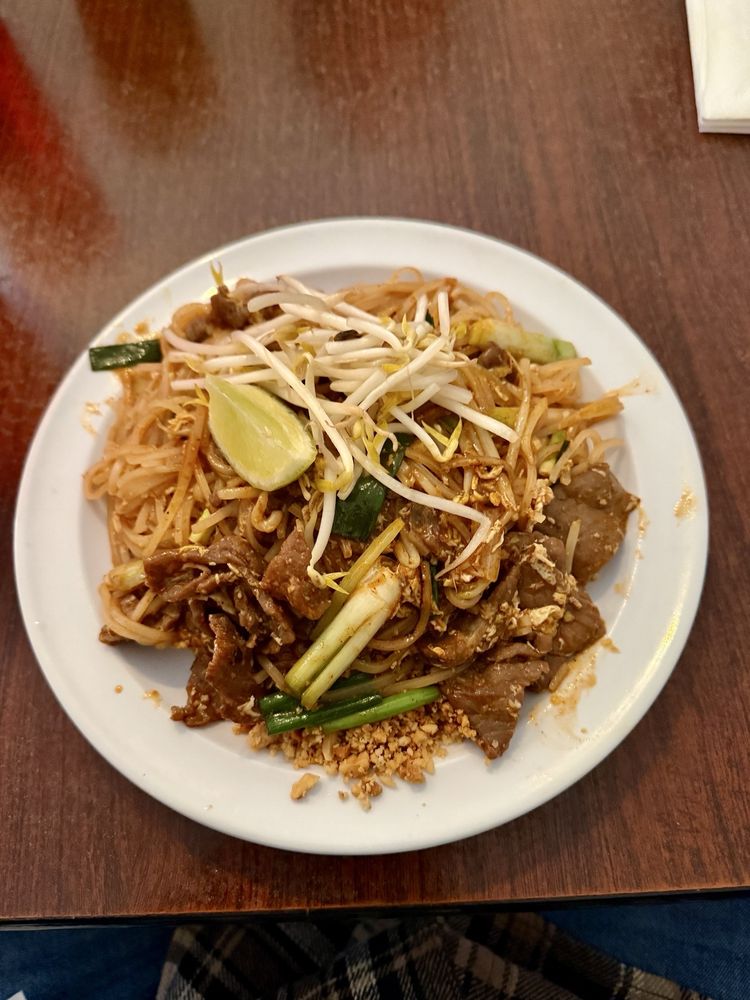 Food from Thai Gold Restaurant