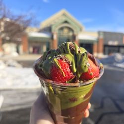 Arctic Delights - Dubai Strawberry Cup