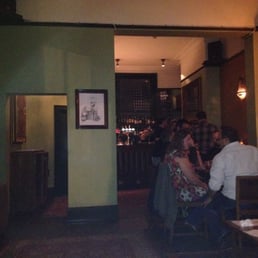 Snug bar! Snug bar!